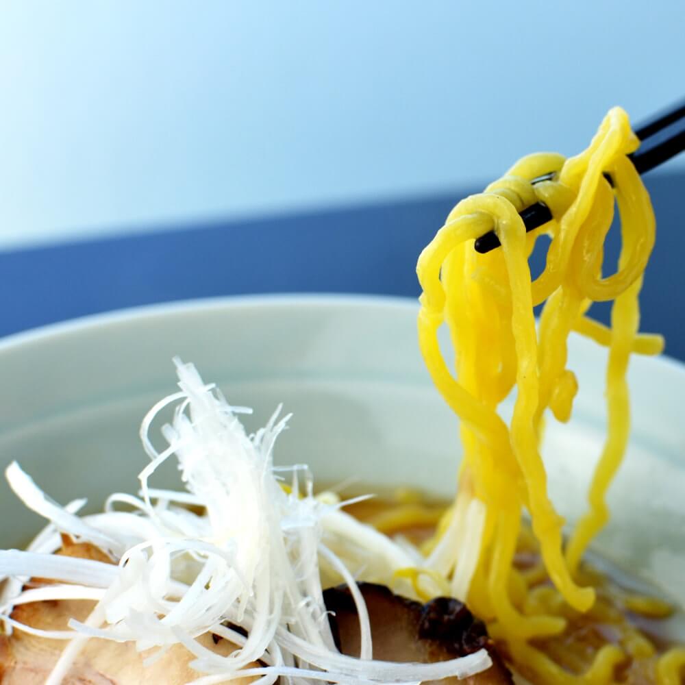 商品名:ぶりん、多加水 熟成の太麺・手揉み麺の味噌ラーメン
