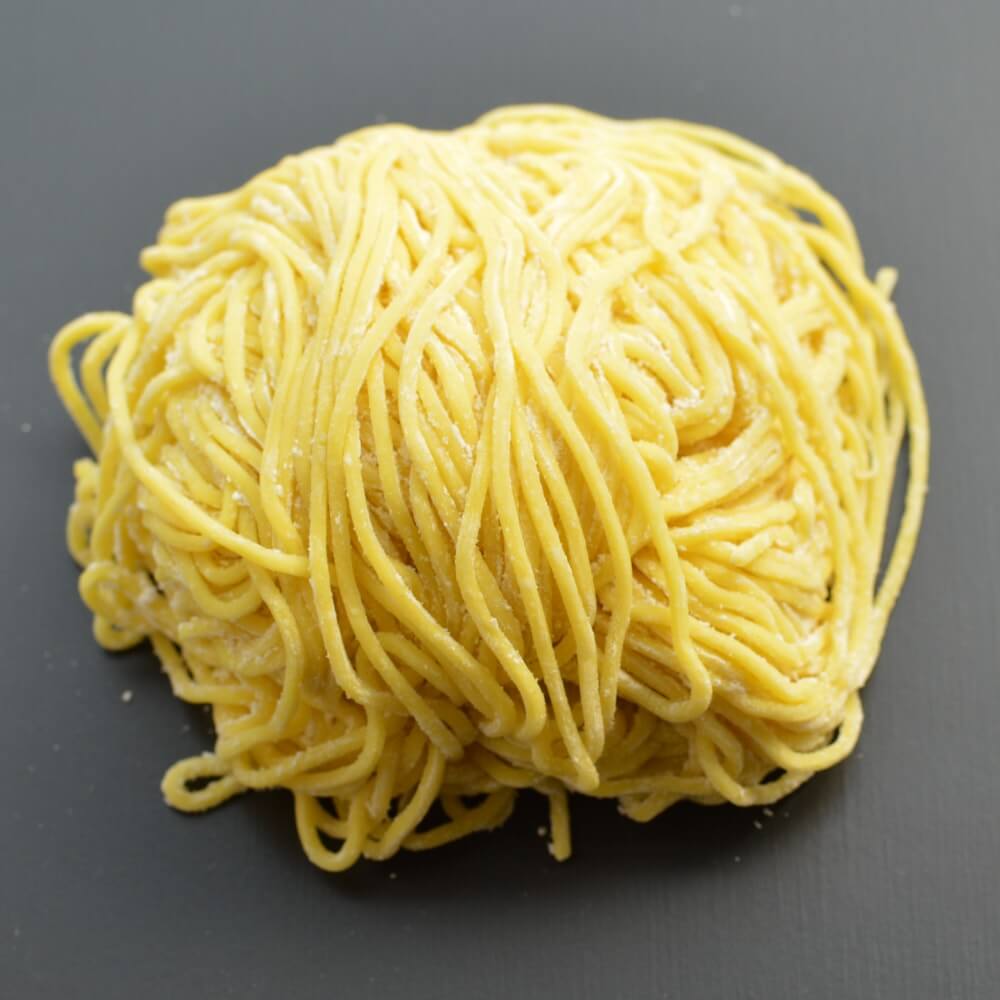 商品名:ぷりぷり、多加水 熟成の細麺・ストレート麺の生麺