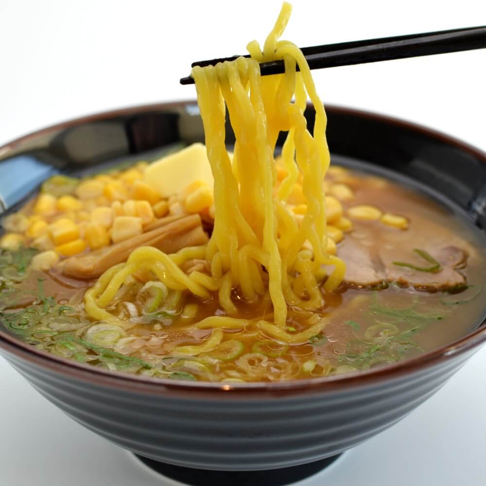 商品名:太札幌、多加水 熟成の平打ち太麺・ちぢれ麺の味噌ラーメン