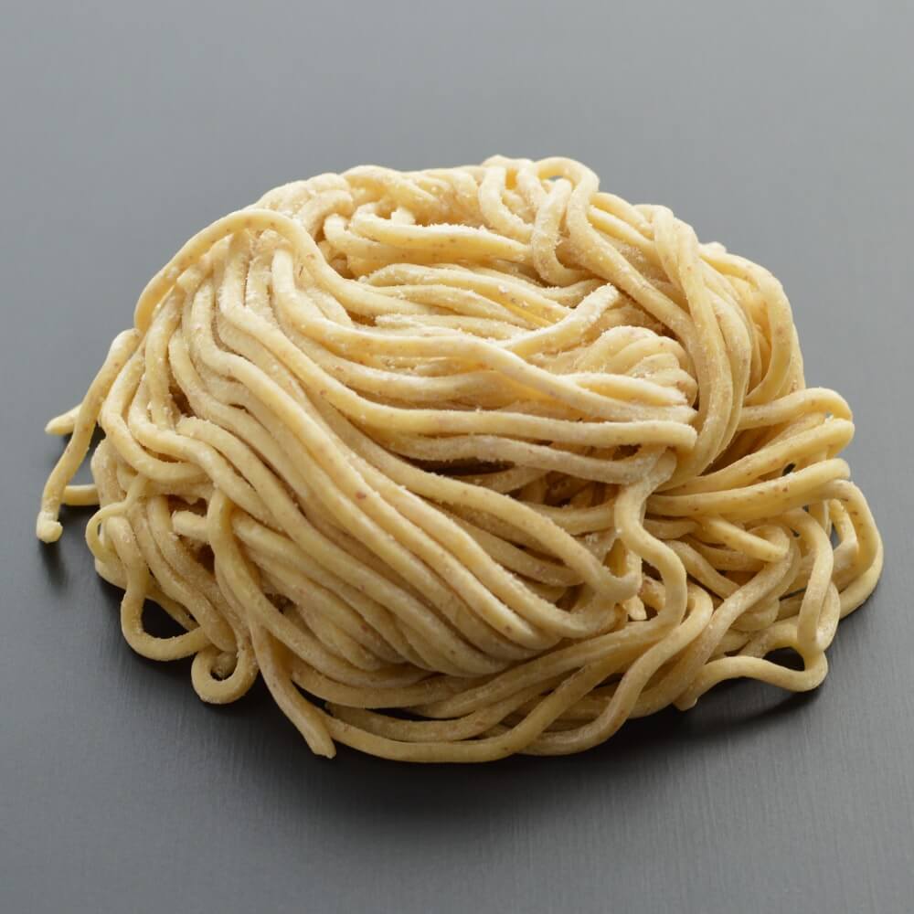 商品名:つけ麺・まぜそば用 極太全粒粉麺、中加水の極太麺・ストレート麺の生麺